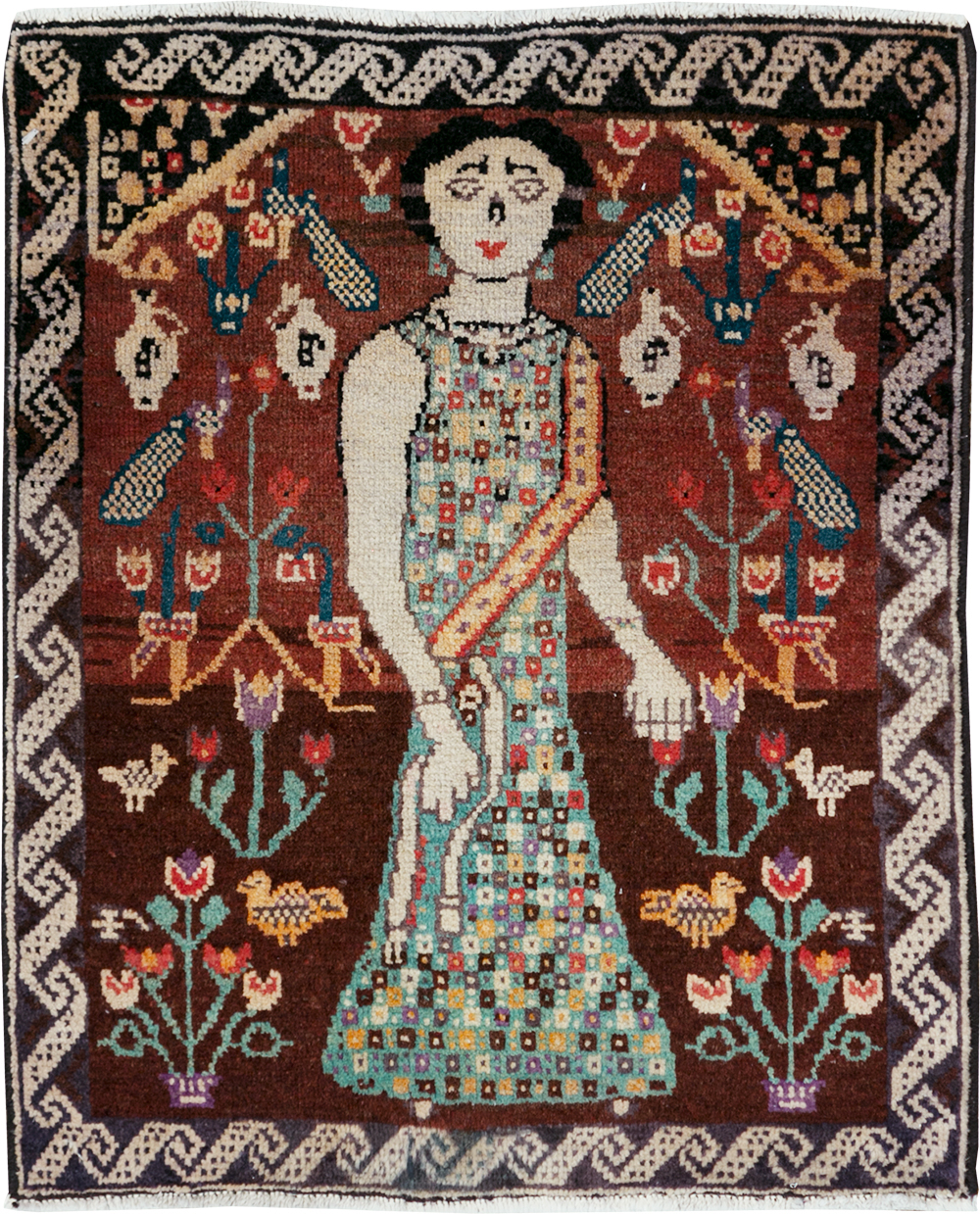 Vintage Persian Hamadan Pictorial Rug, No.28161 - Staging