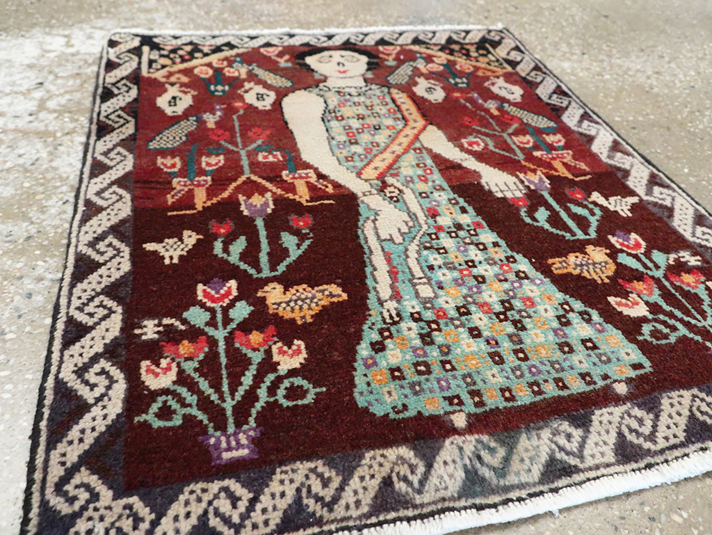 Vintage Persian Hamadan Pictorial Rug, No.28161 - Staging