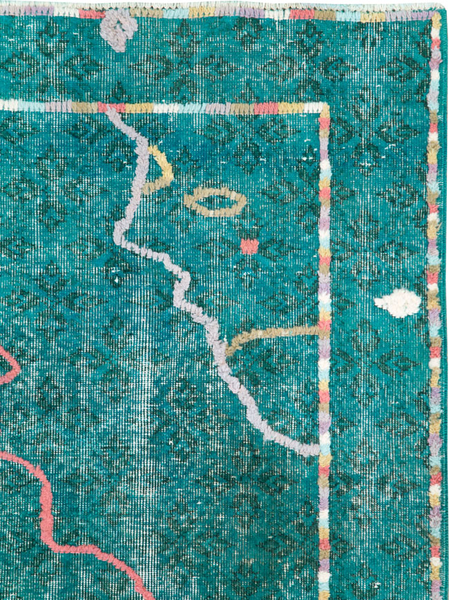 Modern Turkish Folk Rug, No.28169 - Staging