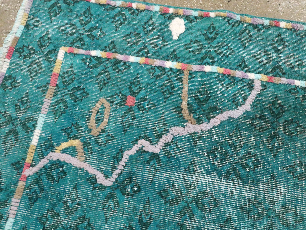 Modern Turkish Folk Rug, No.28169 - Staging