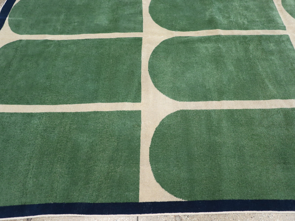 Vintage Turkish Anatolian Art Deco Style Room Size Carpet, No.28192 - Staging