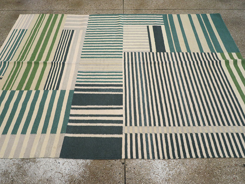 Modern Turkish Flatweave Accent Rug, No.28242 - Staging