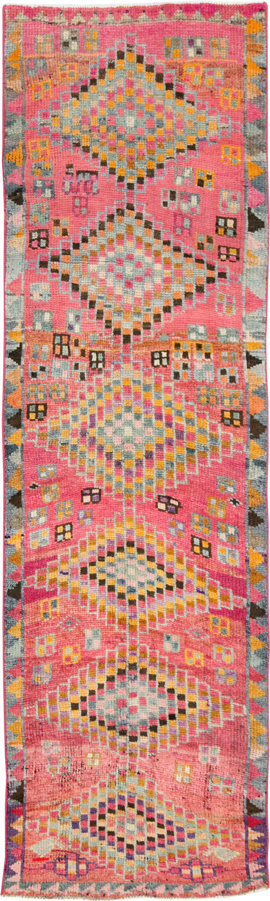 Vintage Turkish Anatolian Runner, No.28289 - Staging