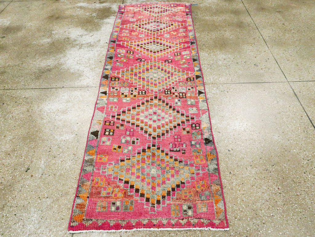 Vintage Turkish Anatolian Runner, No.28289 - Staging