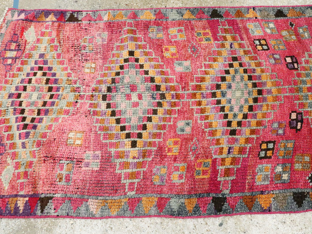 Vintage Turkish Anatolian Runner, No.28289 - Staging