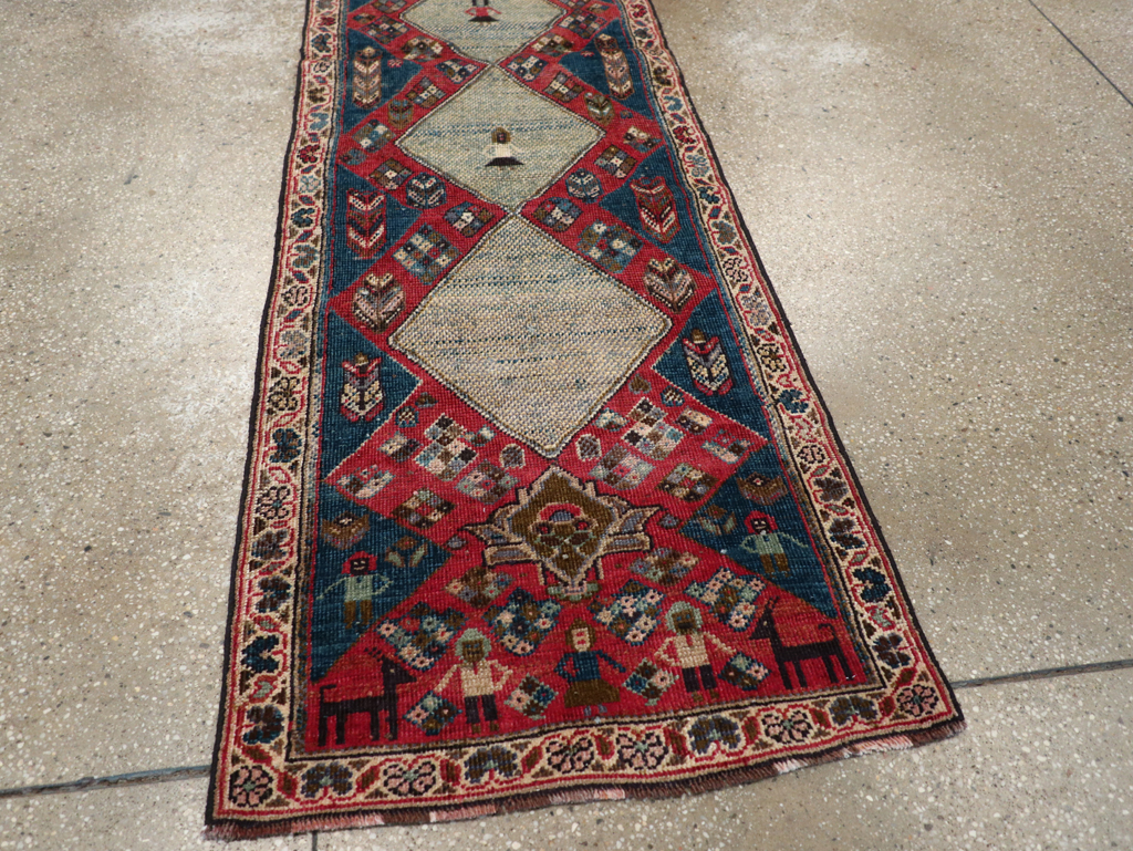 Vintage Persian Mahal Runner, No.28301 - Staging