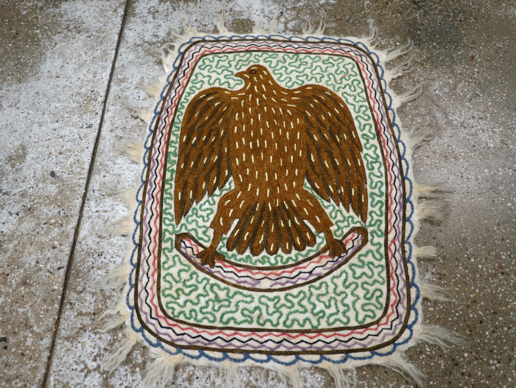 Vintage Pictorial Hamadan Rug, No.28305 - Staging