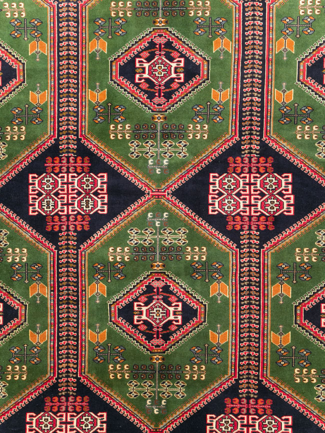 Vintage Turkoman Carpet, No.28323 - Staging