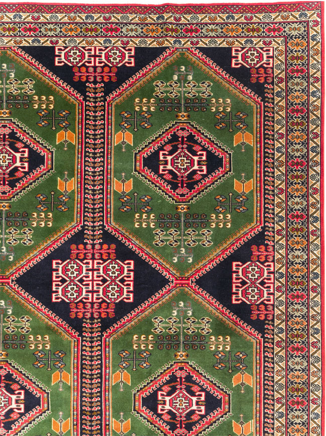 Vintage Turkoman Carpet, No.28323 - Staging