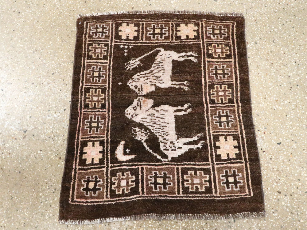 Vintage Turkish Anatolian Pictorial Rug, No.28355 - Staging