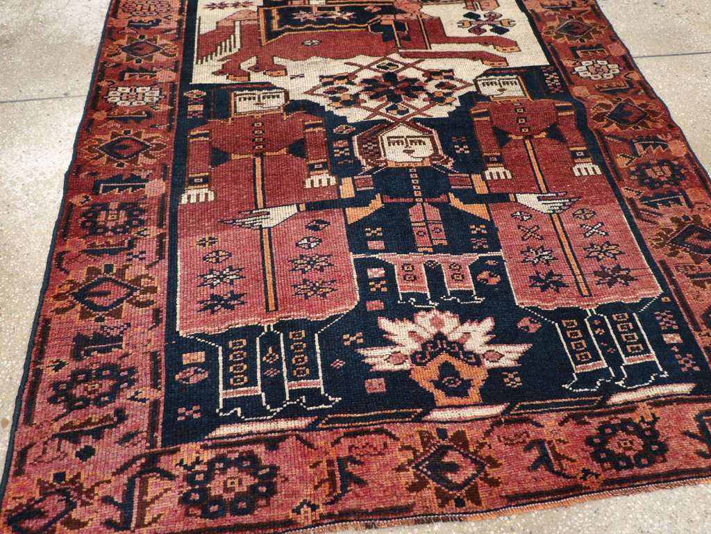 Vintage Persian Bakhtiari Pictorial Rug, No.28358 - Staging