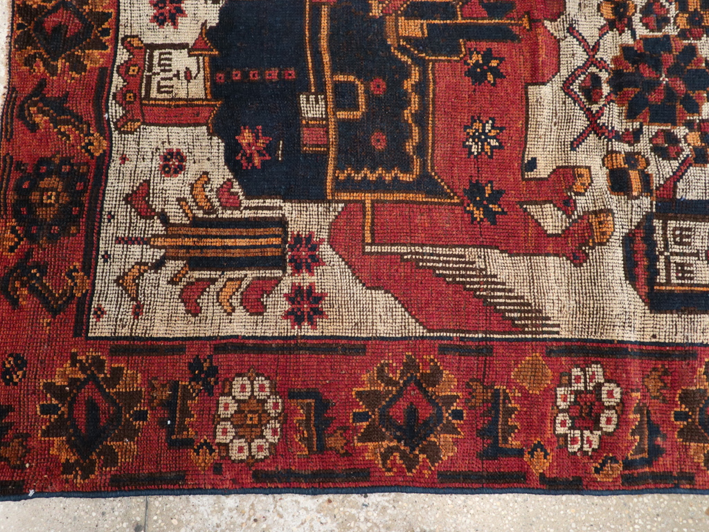 Vintage Persian Bakhtiari Rug, No.28362 - Staging
