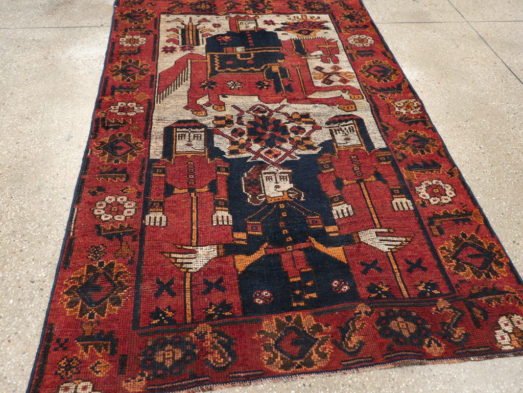 Vintage Persian Bakhtiari Rug, No.28362 - Staging