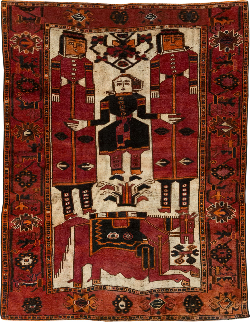 Vintage Persian Bakhtiari Pictorial Rug, No.28365 - Staging