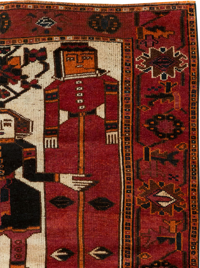Vintage Persian Bakhtiari Pictorial Rug, No.28365 - Staging