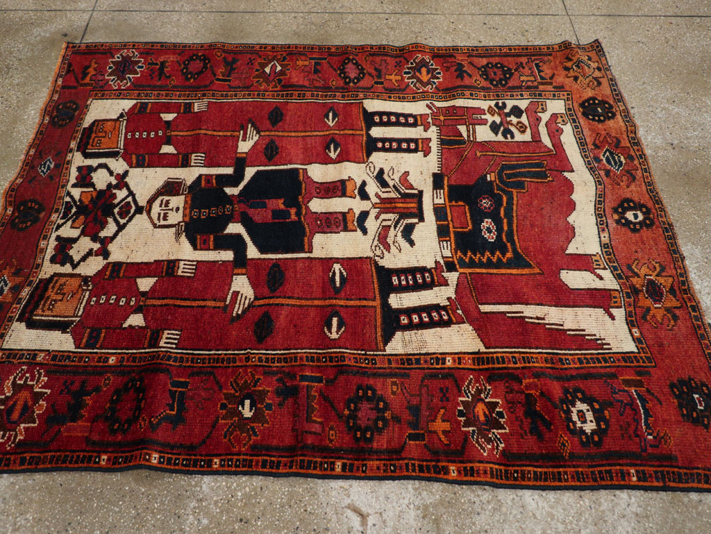 Vintage Persian Bakhtiari Pictorial Rug, No.28365 - Staging