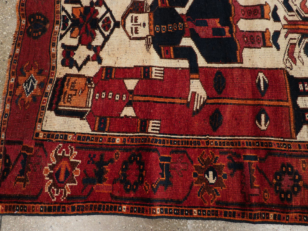 Vintage Persian Bakhtiari Pictorial Rug, No.28365 - Staging