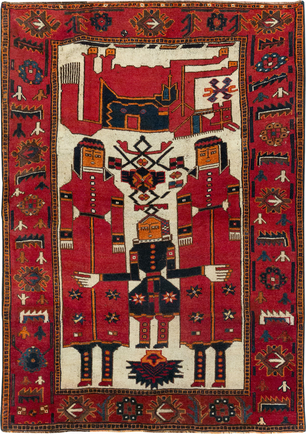 Vintage Persian Bakhtiari Pictorial Rug, No.28367 - Staging