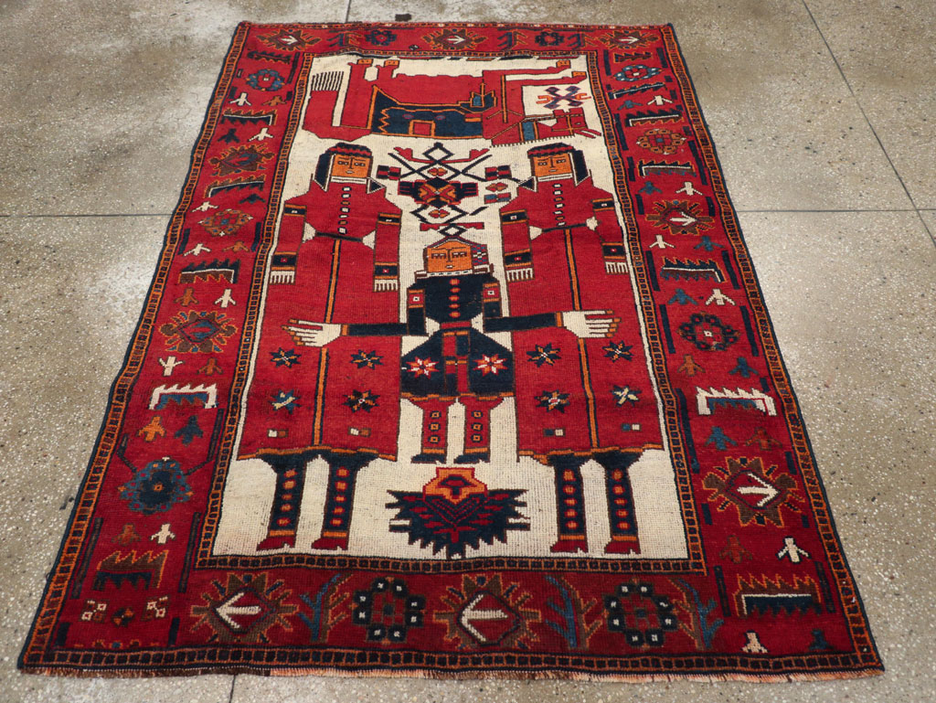 Vintage Persian Bakhtiari Pictorial Rug, No.28367 - Staging