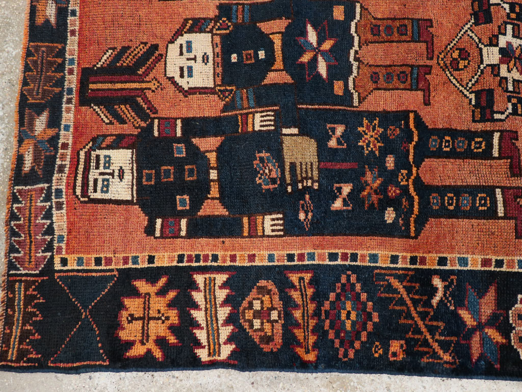 Vintage Persian Bakhtiari Pictorial Rug, No.28369 - Staging