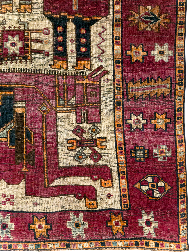 Vintage Persian Bakhtiari Pictorial Rug, No.28370 - Staging