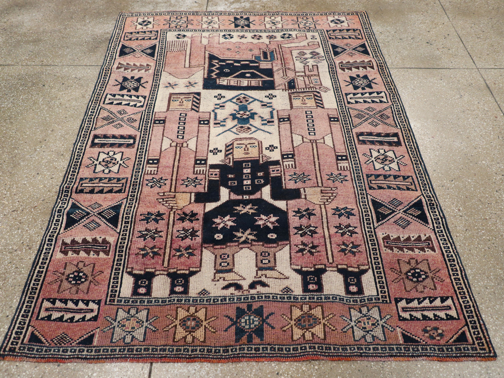 Vintage Persian Bakhtiari Rug, No.28371 - Staging