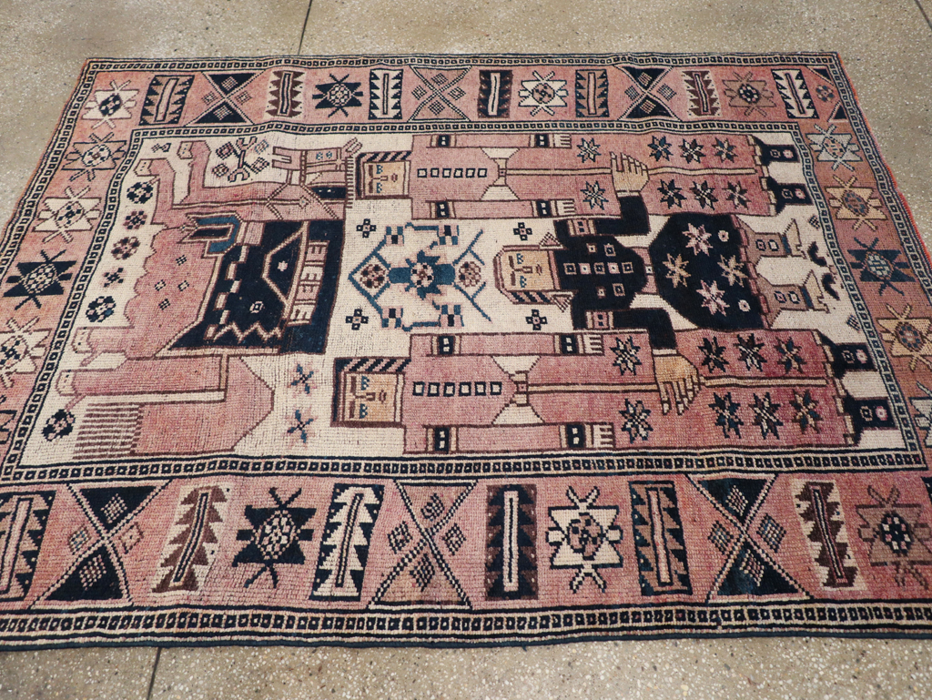 Vintage Persian Bakhtiari Rug, No.28371 - Staging