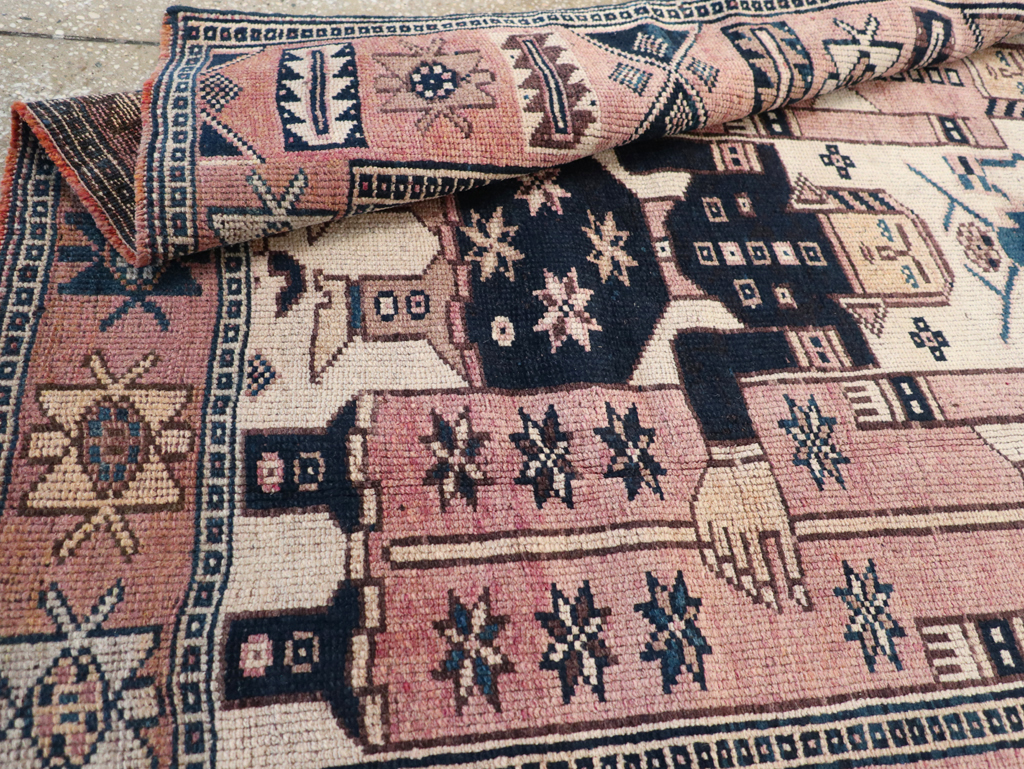 Vintage Persian Bakhtiari Rug, No.28371 - Staging