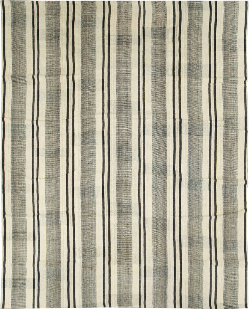 Vintage Persian Flatweave Kilim Room Size Carpet, No.28375 - Staging