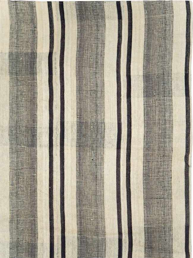 Vintage Persian Flatweave Kilim Room Size Carpet, No.28375 - Staging