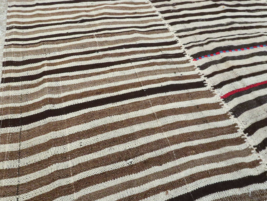 Vintage Persian Flatweave Kilim Accent Rug, No.28379 - Staging