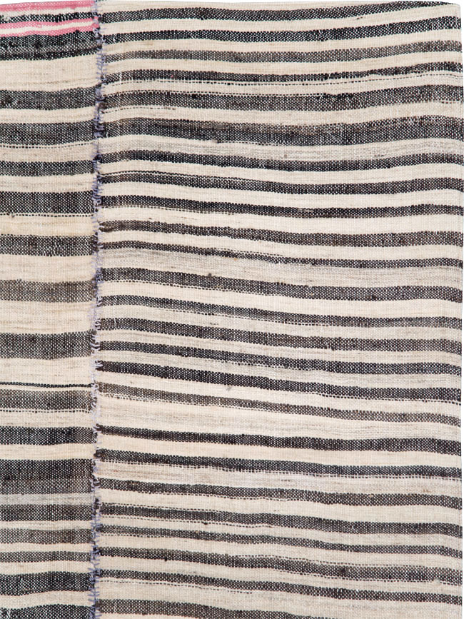 Vintage Persian Flatweave Kilim Rug, No.28380 - Staging