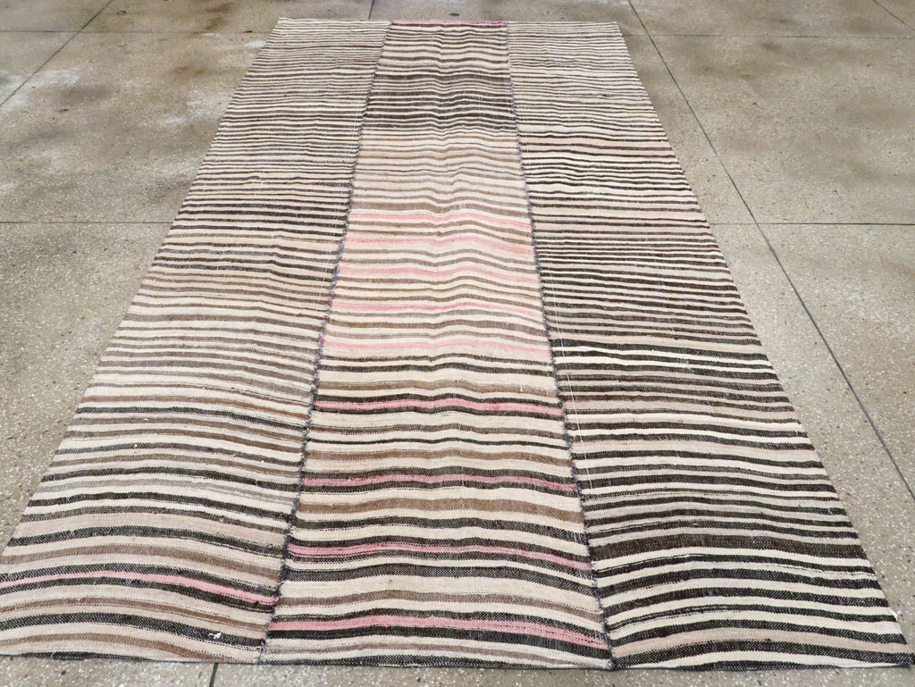 Vintage Persian Flatweave Kilim Rug, No.28380 - Staging
