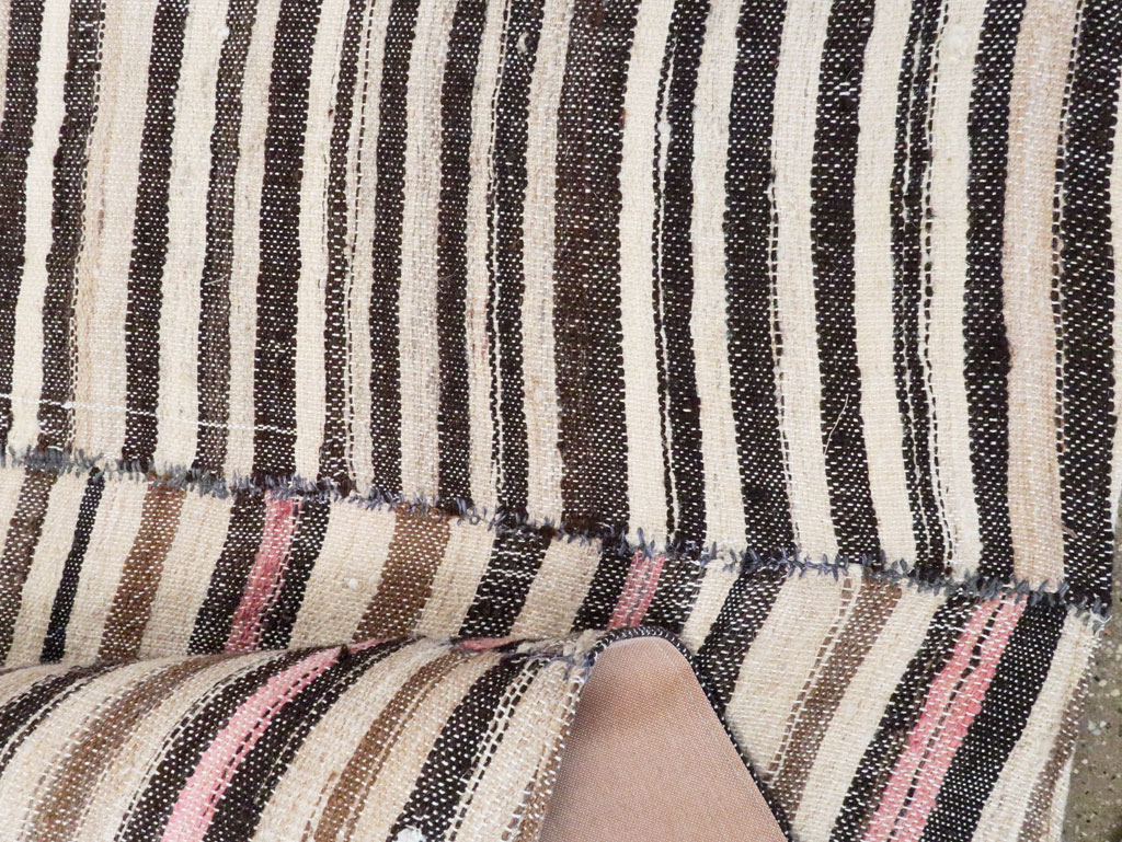 Vintage Persian Flatweave Kilim Rug, No.28380 - Staging