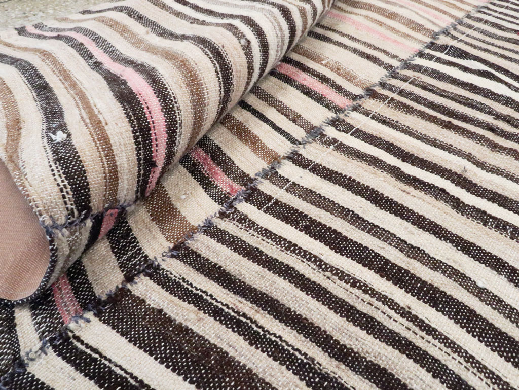 Vintage Persian Flatweave Kilim Rug, No.28380 - Staging