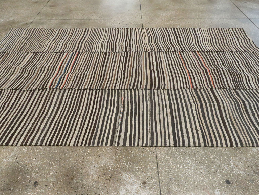 Vintage Persian Flatweave Kilim Rug, No.28384 - Staging