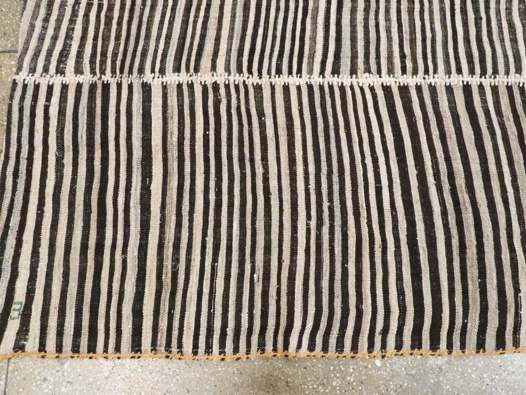 Vintage Persian Flatweave Kilim Accent Rug, No.28387 - Staging