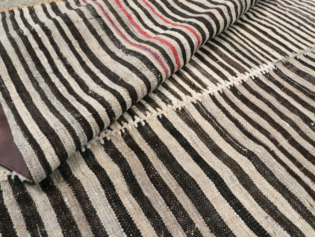 Vintage Persian Flatweave Kilim Accent Rug, No.28387 - Staging