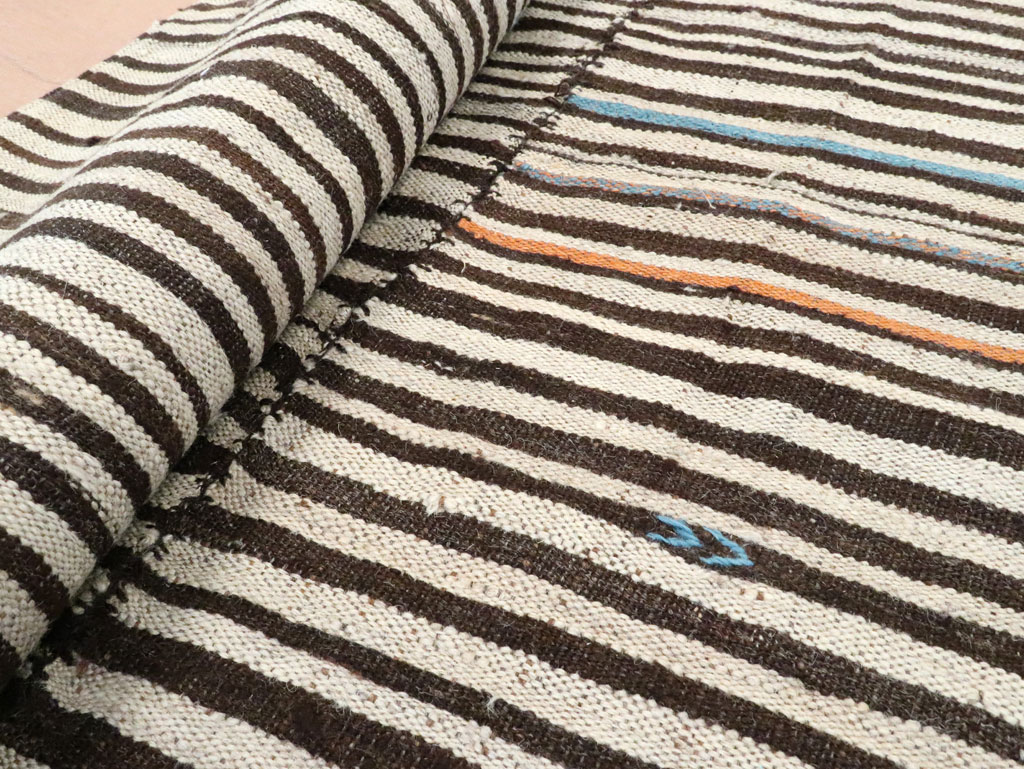 Vintage Persian Mazandaran Kilim Accent Carpet, No.28394 - Staging