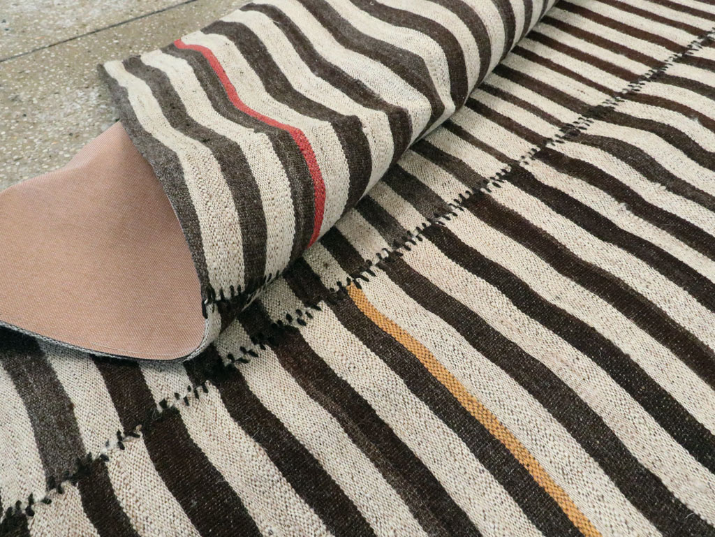 Vintage Persian Flatweave Kilim Accent Rug, No.28395 - Staging