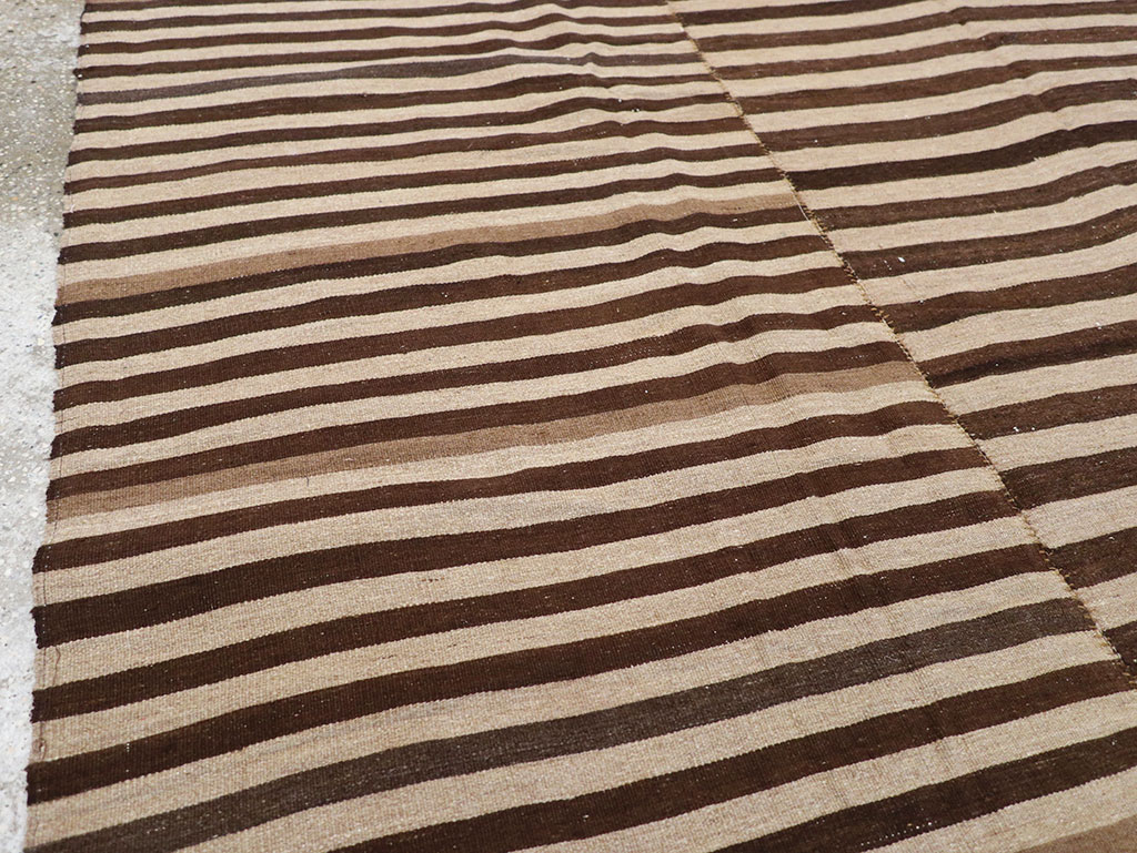 Vintage Persian Flatweave Kilim Accent Rug, No.28396 - Staging