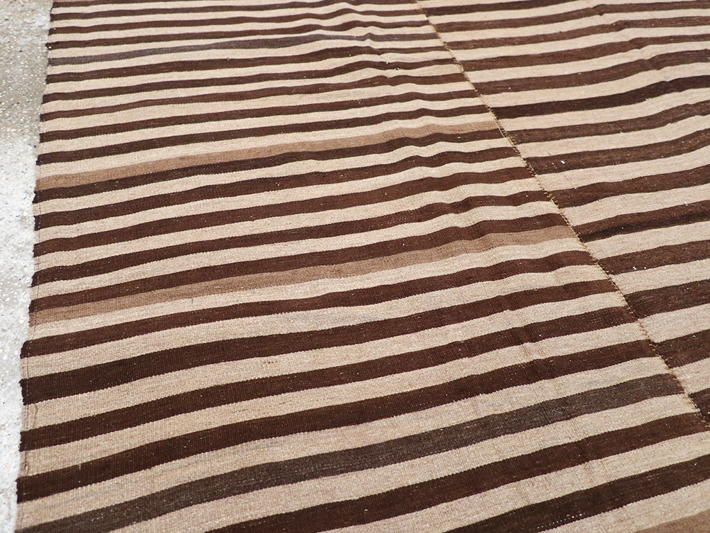 Vintage Persian Flatweave Kilim Accent Rug, No.28396 - Staging