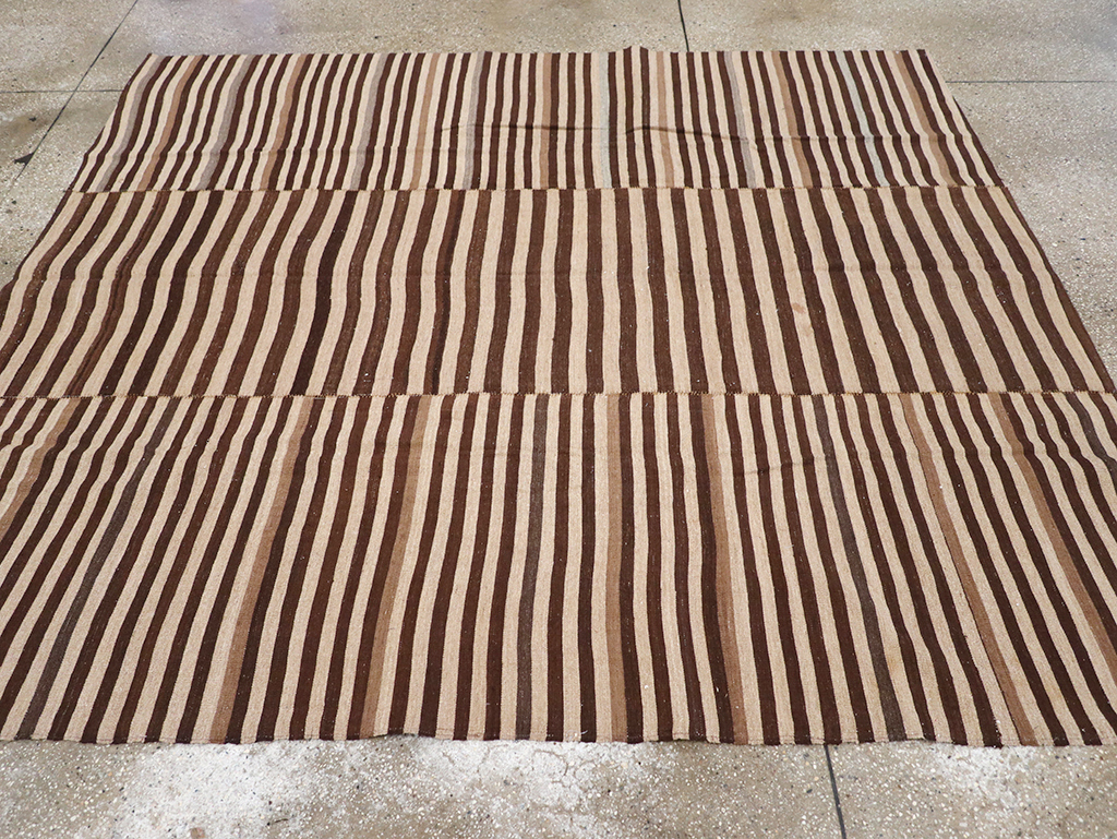 Vintage Persian Flatweave Kilim Accent Rug, No.28396 - Staging