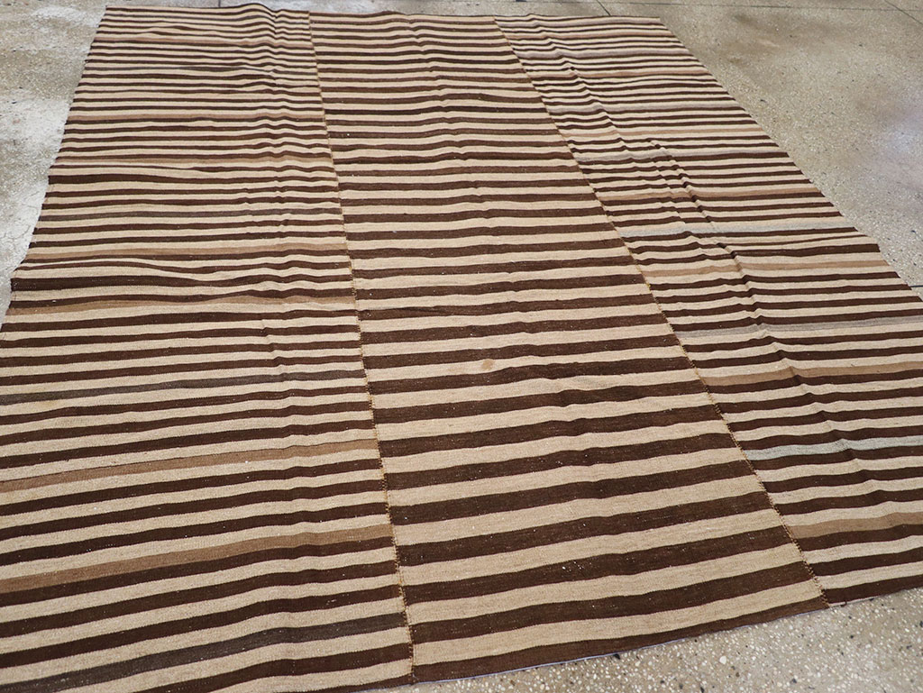 Vintage Persian Flatweave Kilim Accent Rug, No.28396 - Staging