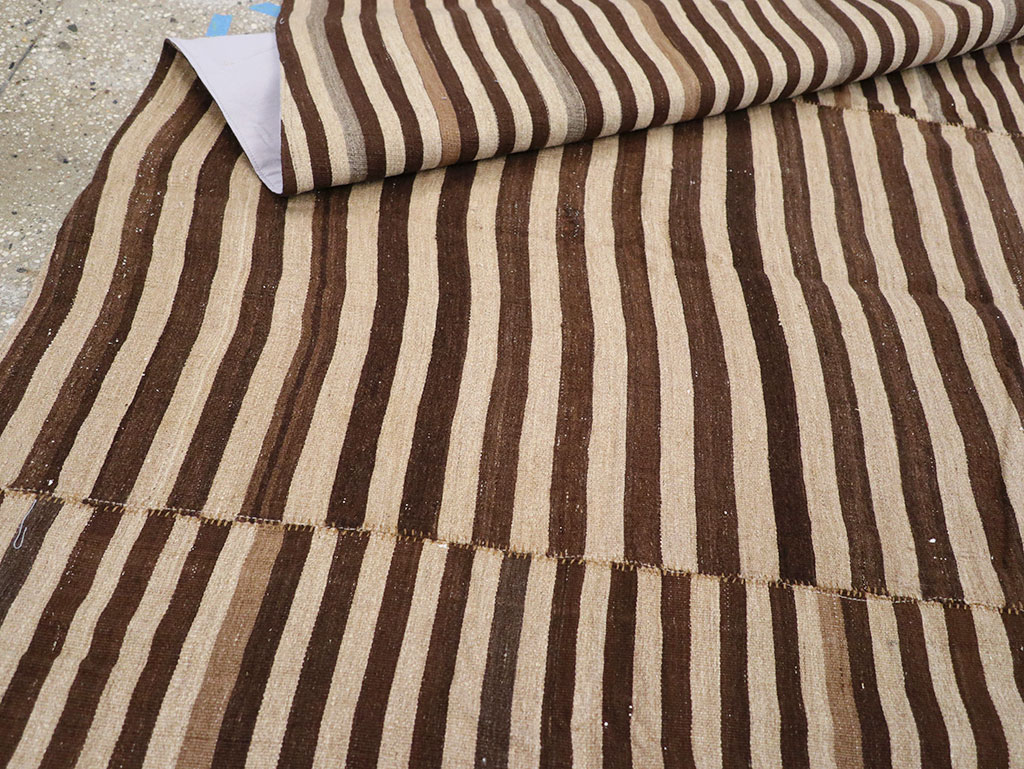 Vintage Persian Flatweave Kilim Accent Rug, No.28396 - Staging