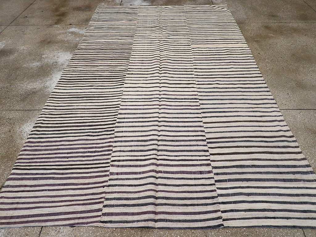 Vintage Persian Flatweave Kilim Gallery Carpet, No.28398 - Staging