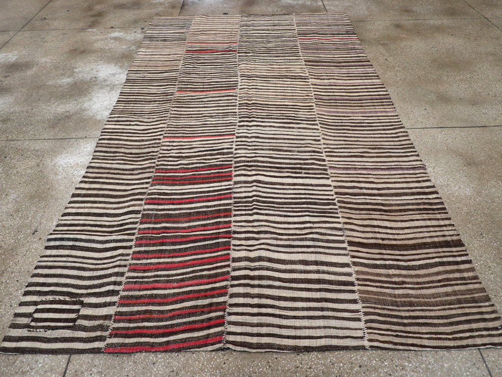 Vintage Persian Flatweave Kilim Accent Carpet, No.28399 - Staging