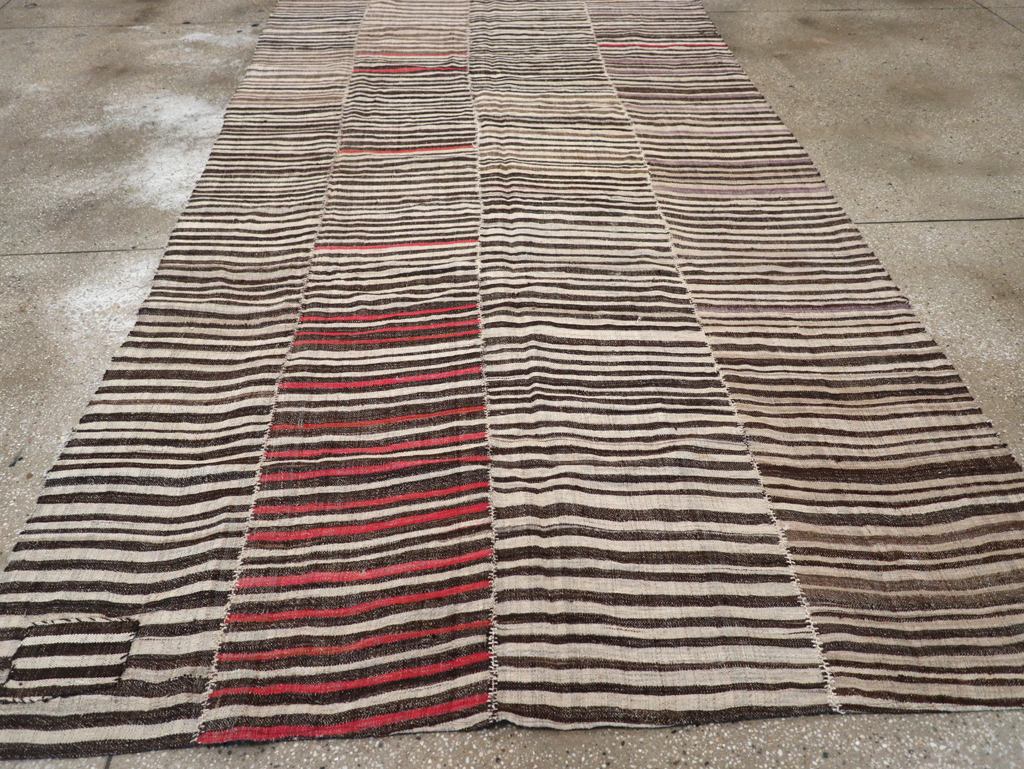 Vintage Persian Flatweave Kilim Accent Carpet, No.28399 - Staging