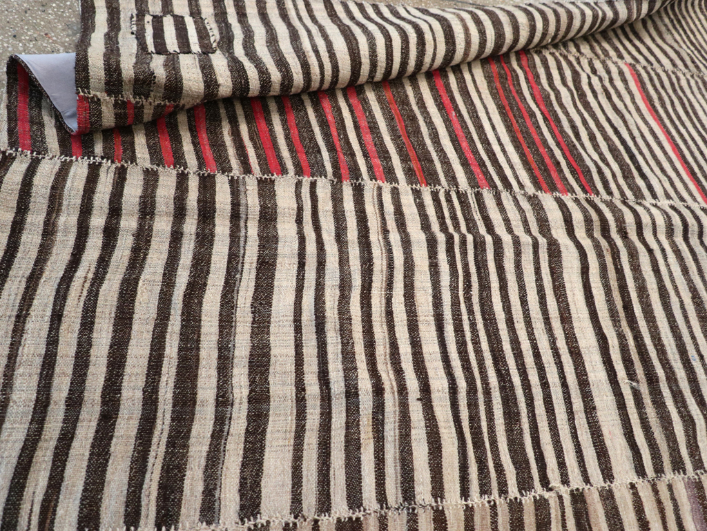 Vintage Persian Flatweave Kilim Accent Carpet, No.28399 - Staging