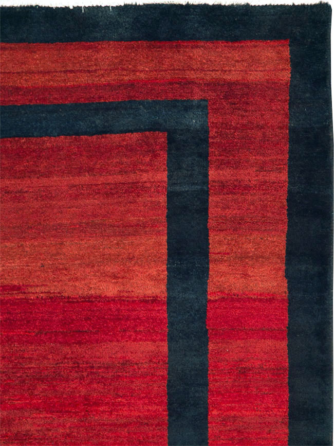 Vintage Persian Mahal Carpet, No.28423 - Staging